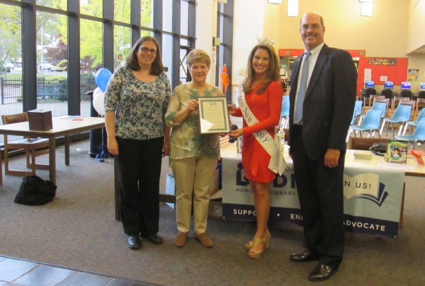 Miss New Jersey Lindsay Giannini receives accommodation from the Borough of Lodi, NJ