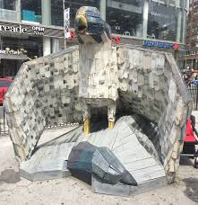 Nicolas Holiber Birds Pelgrine Falcon.jpg