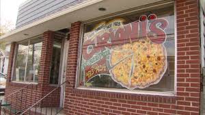 Curioni's Pizza IV.jpg