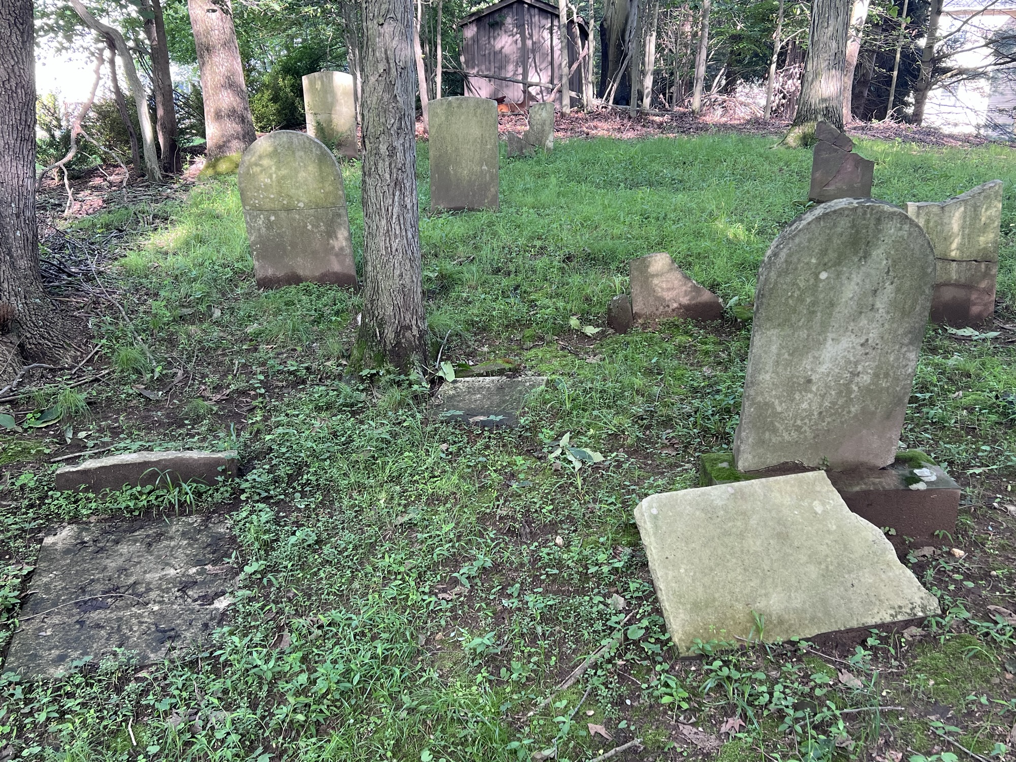 Hopper Farm Family Cemetery Lexington Lane Oakland, NJ 07436